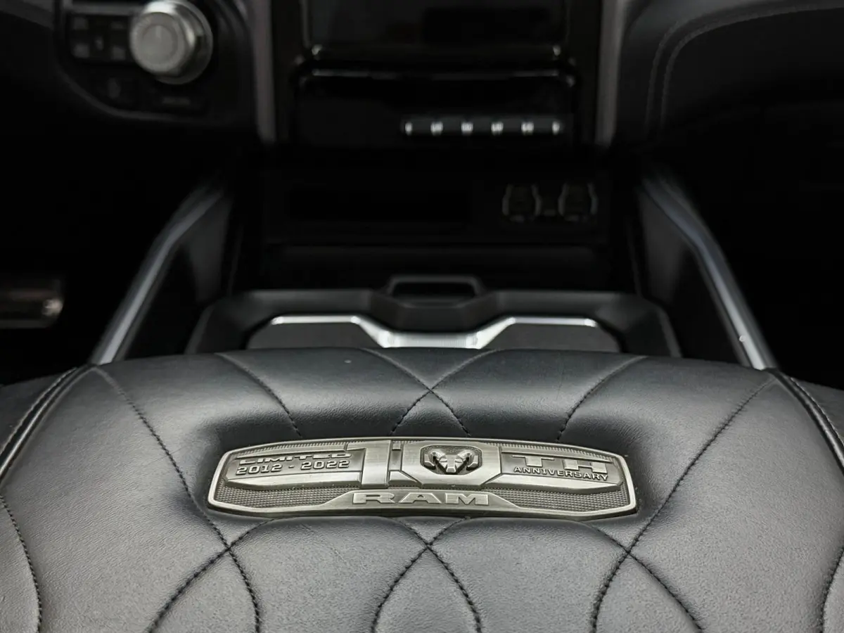 1500 5.7 V8 LIMITED 10TH ANNIVERSARY EDITION Widebody