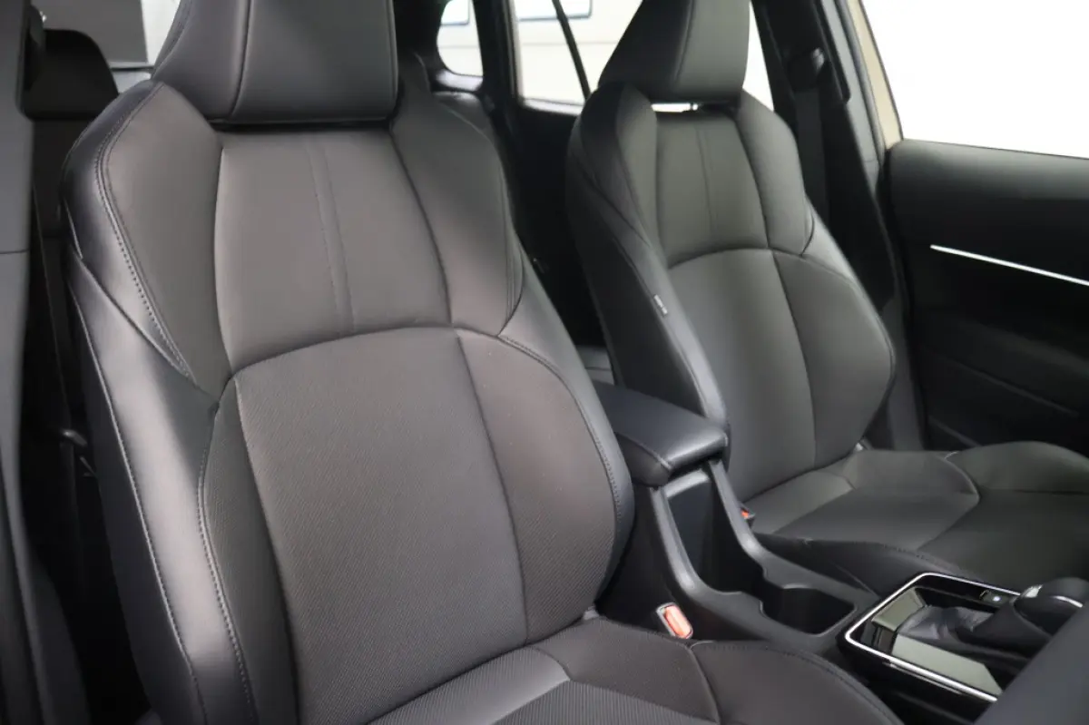 Hybrid 180 Executive | AWD | 4x4 | Direct leverbaar