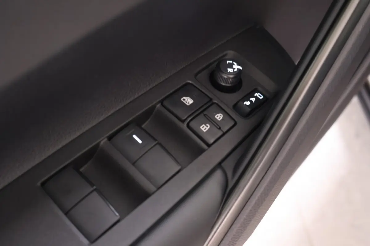 Hybrid 180 Executive | AWD | 4x4 | Direct leverbaar