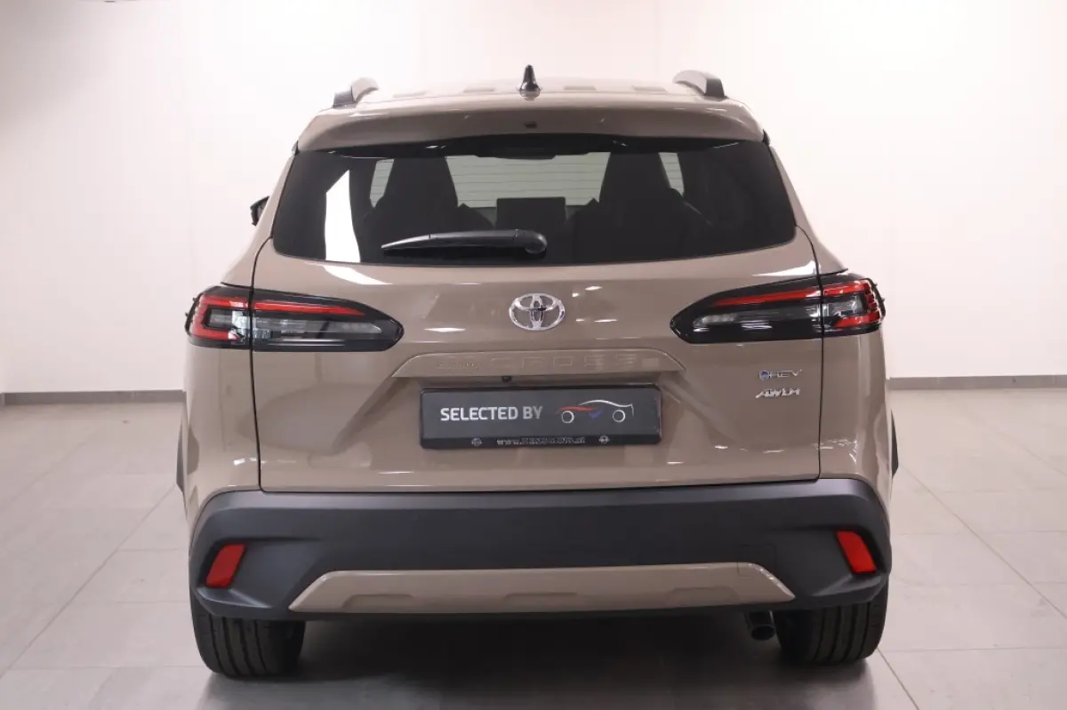 Hybrid 180 Executive | AWD | 4x4 | Direct leverbaar