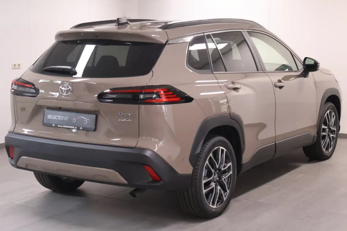 Hybrid 180 Executive | AWD | 4x4 | Direct leverbaar