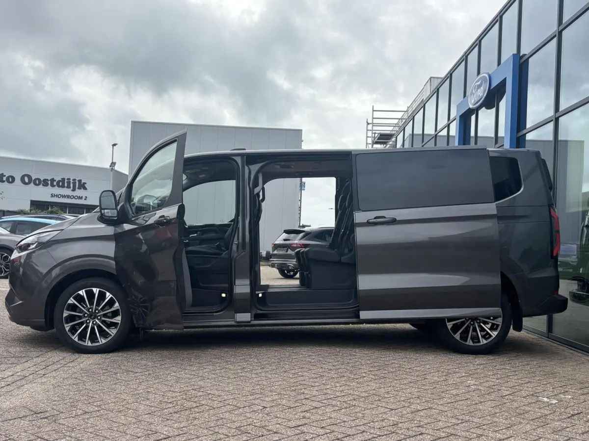 340 2.5 PHEV L2H1 Titanium X