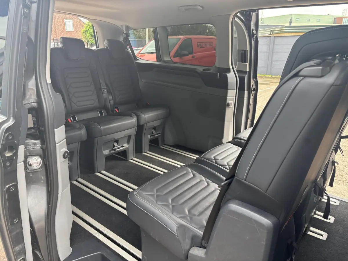 340 2.5 PHEV L2H1 Titanium X