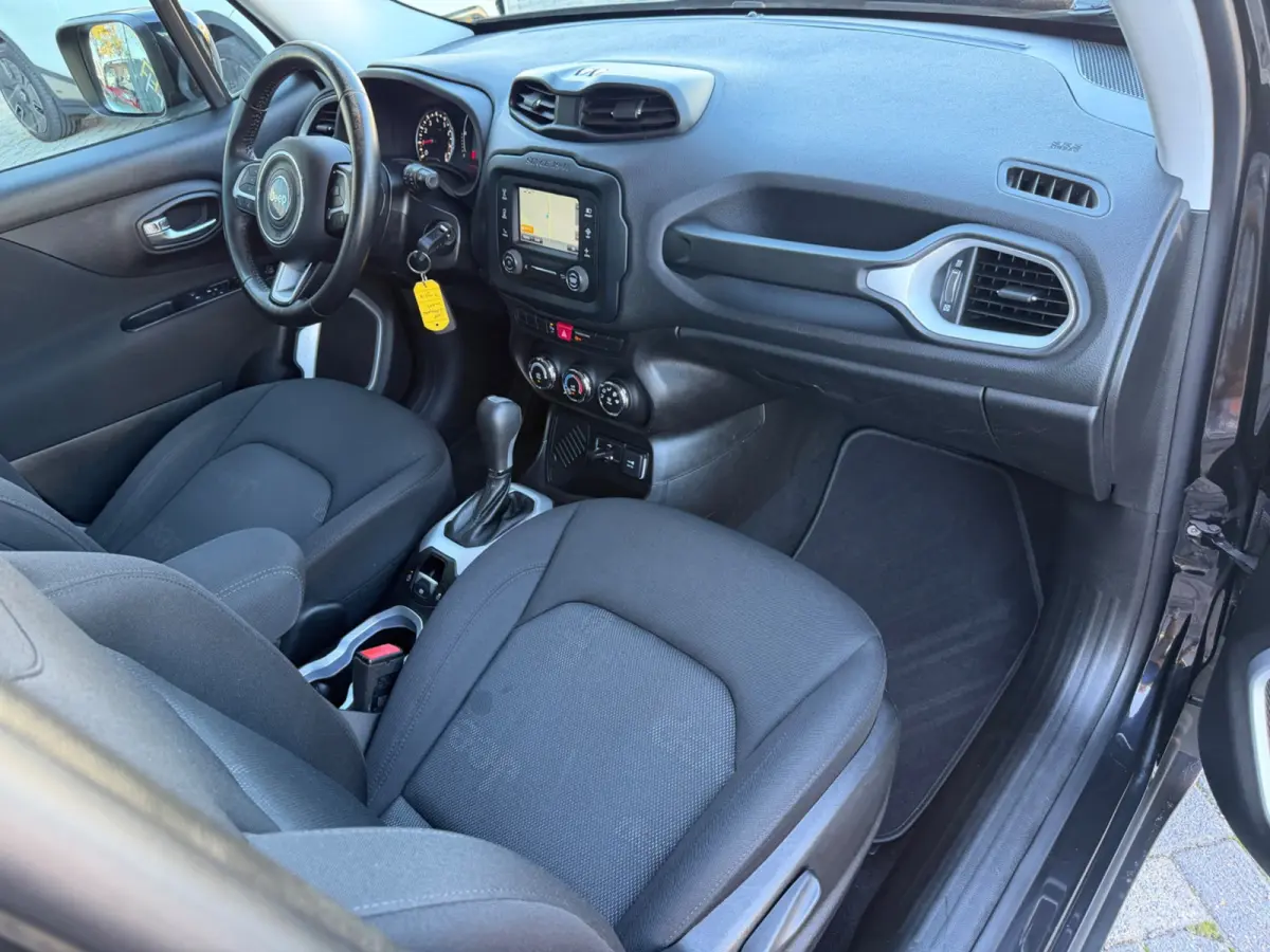 1.4 automaat MultiAir Longitude, NAP, Navi, Cruise, Airco, PDC