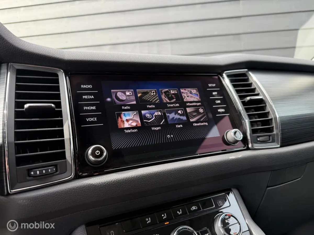 1.4 TSI ACT DSG Business Carplay/Trekhaak/LED/18"