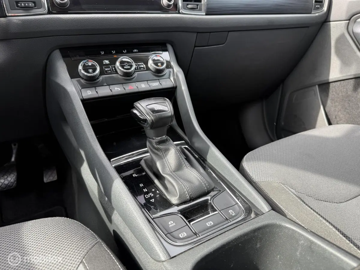 1.4 TSI ACT DSG Business Carplay/Trekhaak/LED/18"