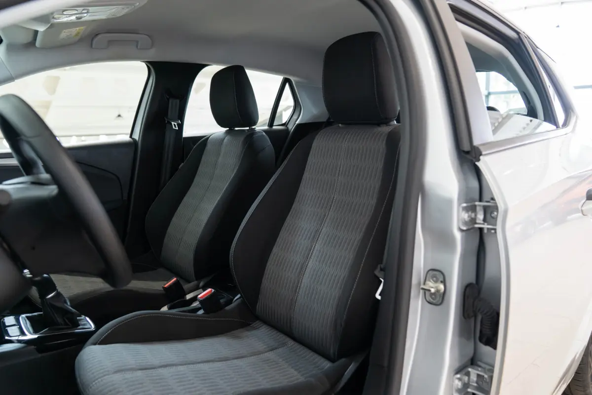 1.2 Edition | Apple Carplay & Android Auto | Parkeersensoren | Cruise Controle | Lichtmetalen velgen | LED | Bluetooth |