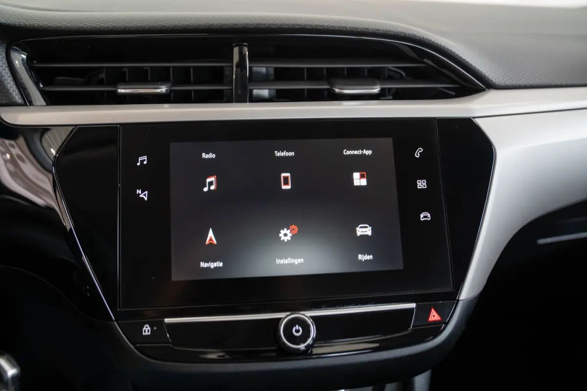 1.2 Edition | Apple Carplay & Android Auto | Parkeersensoren | Cruise Controle | Lichtmetalen velgen | LED | Bluetooth |