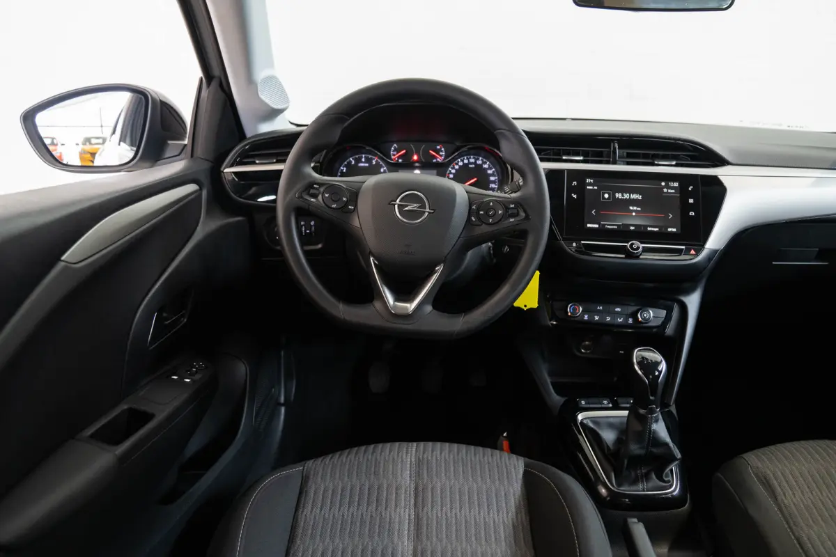 1.2 Edition | Apple Carplay & Android Auto | Parkeersensoren | Cruise Controle | Lichtmetalen velgen | LED | Bluetooth |