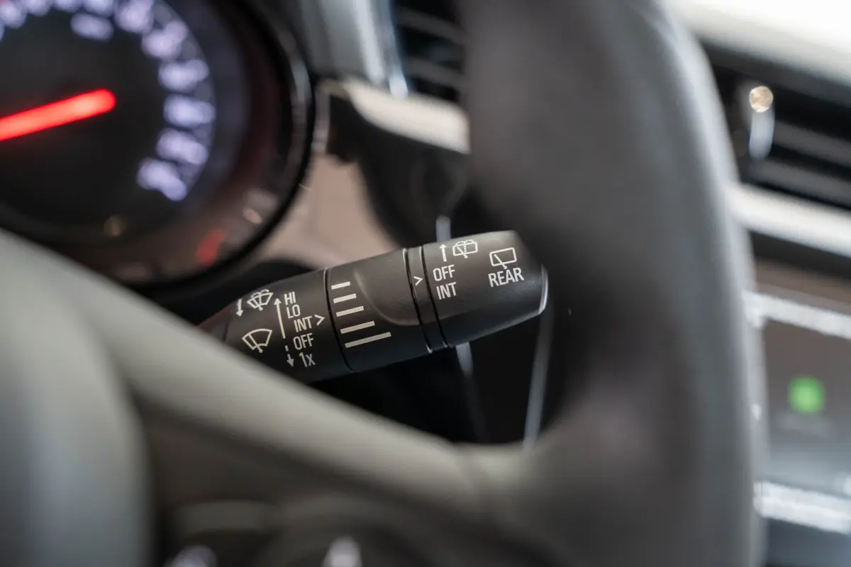 1.2 Edition | Apple Carplay & Android Auto | Parkeersensoren | Cruise Controle | Lichtmetalen velgen | LED | Bluetooth |
