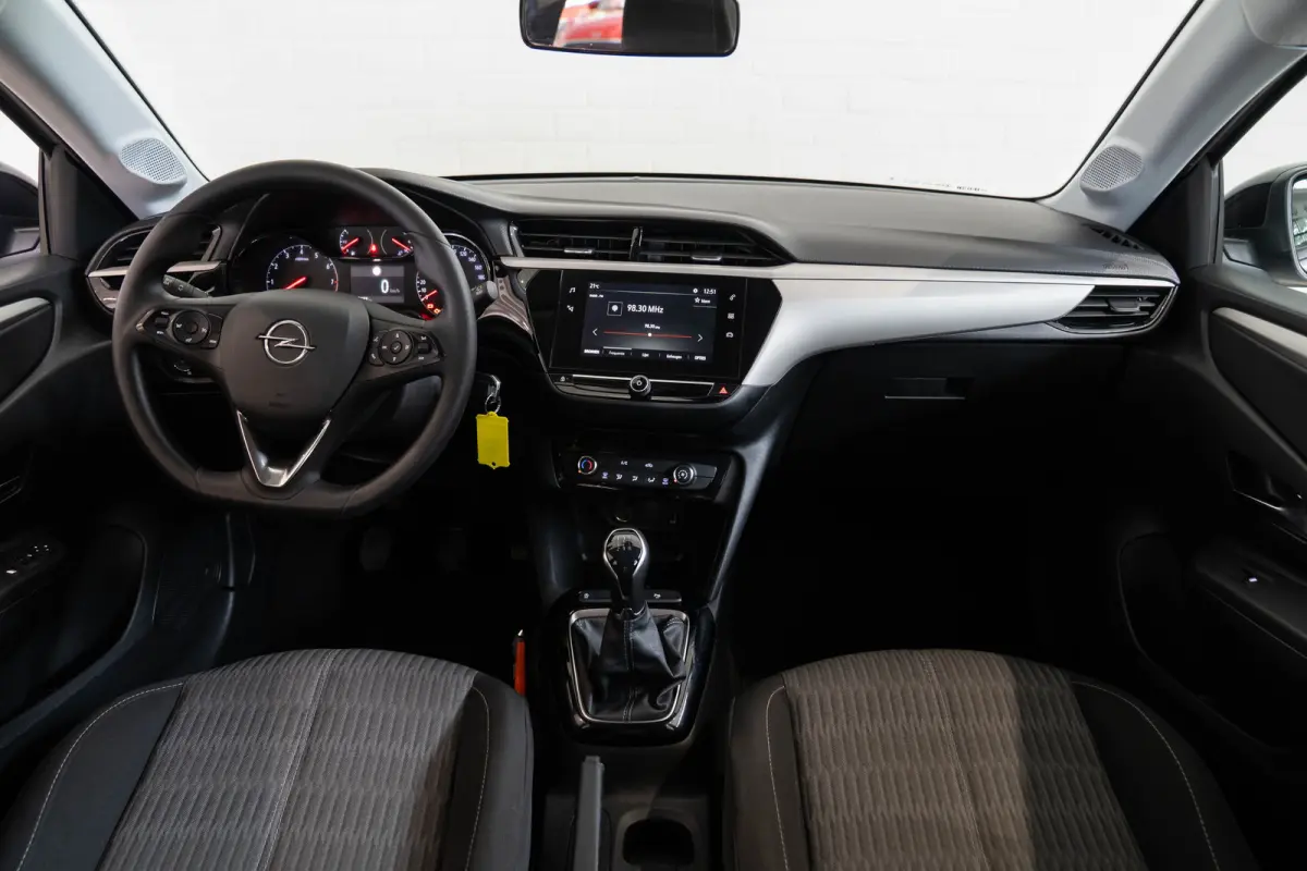 1.2 Edition | Apple Carplay & Android Auto | Parkeersensoren | Cruise Controle | Lichtmetalen velgen | LED | Bluetooth |