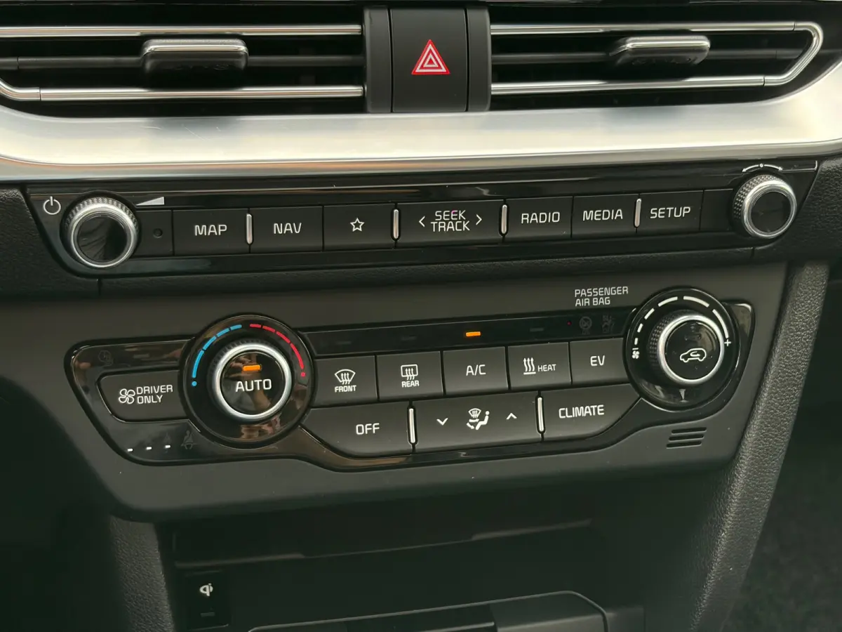 ExecutiveLine 64 kWh, NL-auto, SOH 100%, Stoelventilatie/verwarming, Schuif/kanteldak