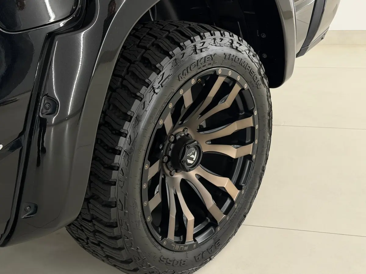 5.7 V8 LIMITED 10TH ANNIVERSARY EDITION Widebody