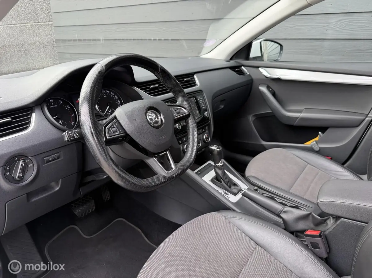 1.0 TSI Style DSG/Pano.dak/Trekhaak/Clima/Cruise