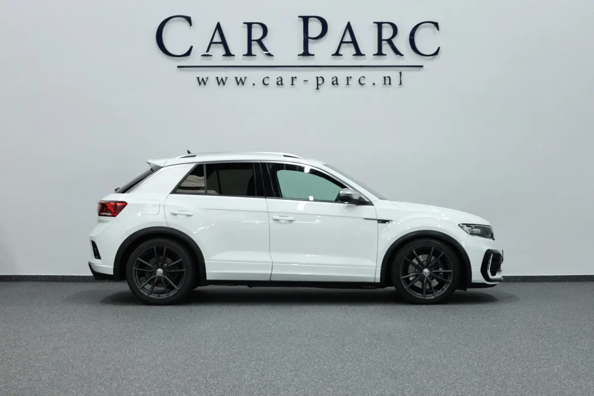 2.0 TSI 4Motion R 301+PK AKRAPOVIC/VIRTUAL/KEYLES/HALF LEER+S.VERWARMING/19" LMV/CAM/12 MDN GARANTIE!