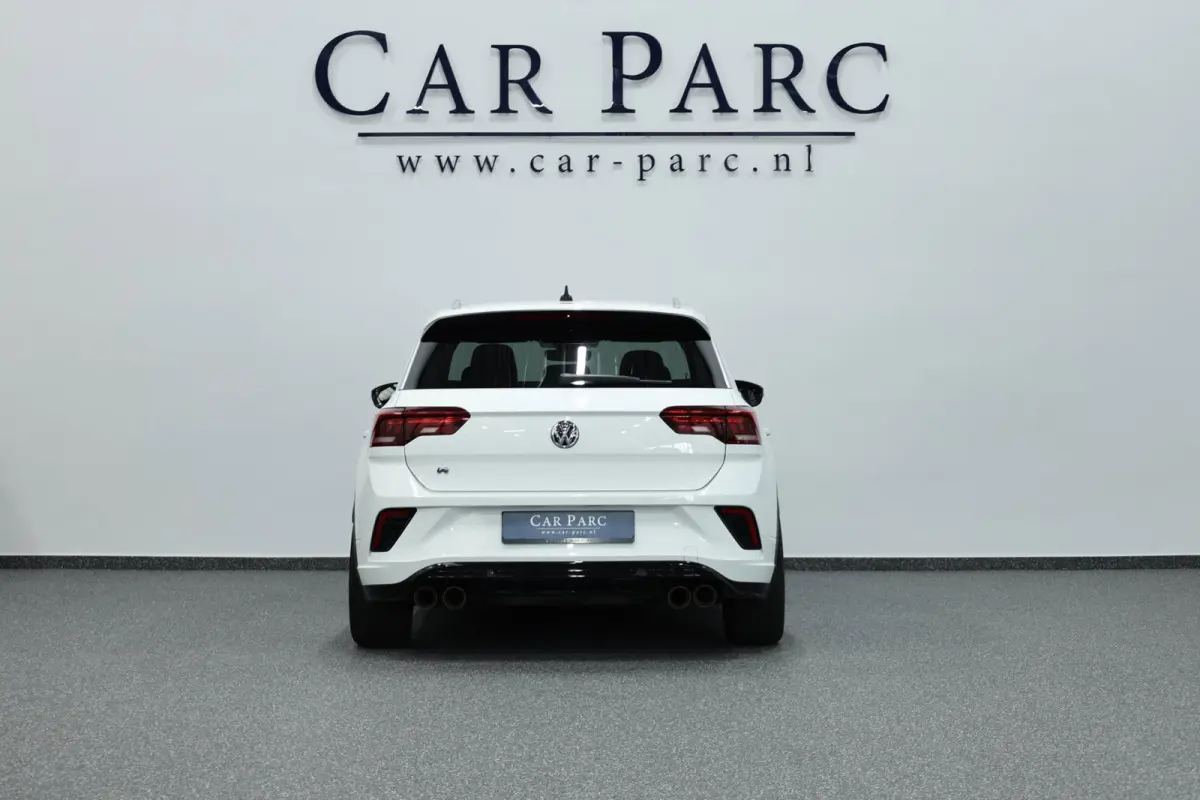 2.0 TSI 4Motion R 301+PK AKRAPOVIC/VIRTUAL/KEYLES/HALF LEER+S.VERWARMING/19" LMV/CAM/12 MDN GARANTIE!