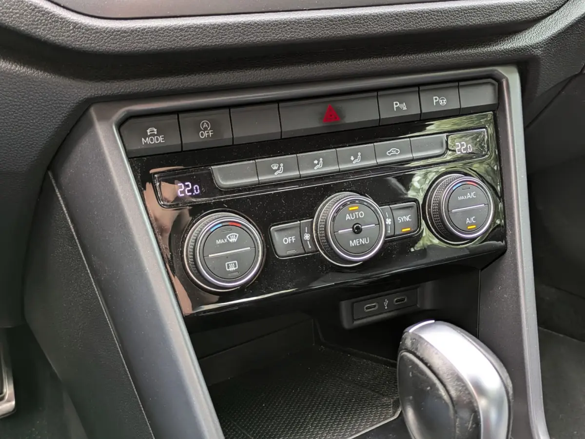 1.5 TSI R-Line|Camera|Adaptive-Cruise|Virtual-Cockpit|LED|Afn.Trekhaak|Keyless-Entry/Go