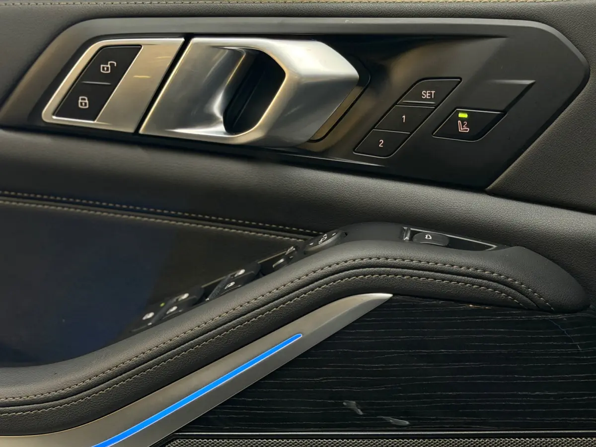 XDrive50e M-SPORT|PANO|H&K|HUD|MEMORY|KEYLESS|FABRIEKSGARANTIE|22INC|489PK|BOMVOL!