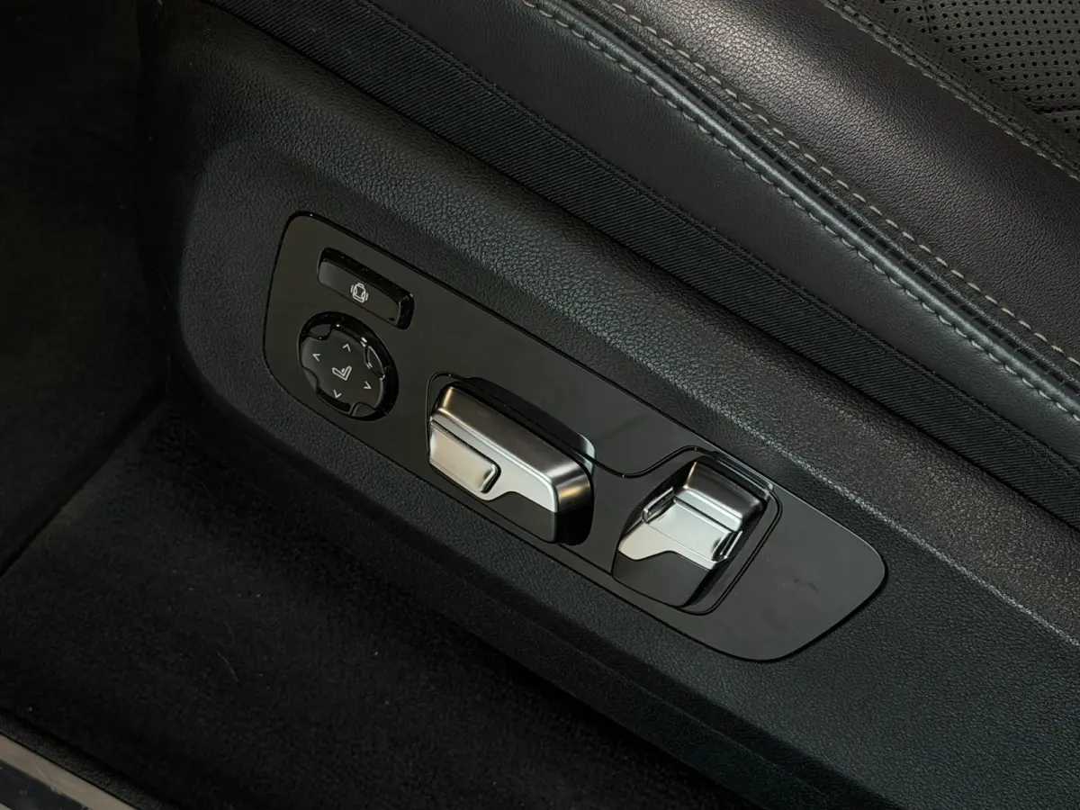 XDrive50e M-SPORT|PANO|H&K|HUD|MEMORY|KEYLESS|FABRIEKSGARANTIE|22INC|489PK|BOMVOL!
