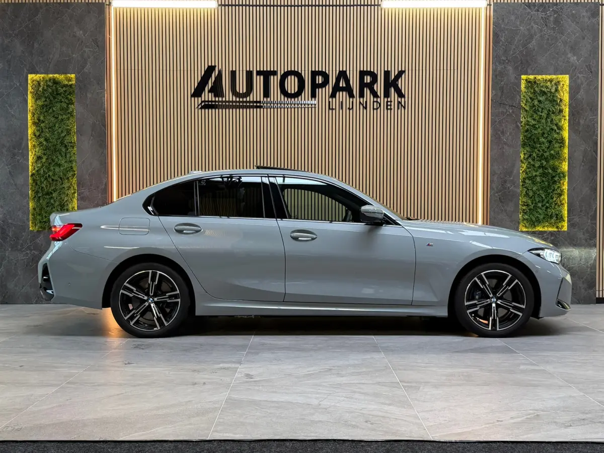 330e High Executive|M-SPORT|DAK|H&K|HuD|MEMORY|360 CAMERA|KEYLESS|CARPLAY|DEALERONDERHOUDEN|AMBIENT|GARANTIE|292PK|VOL