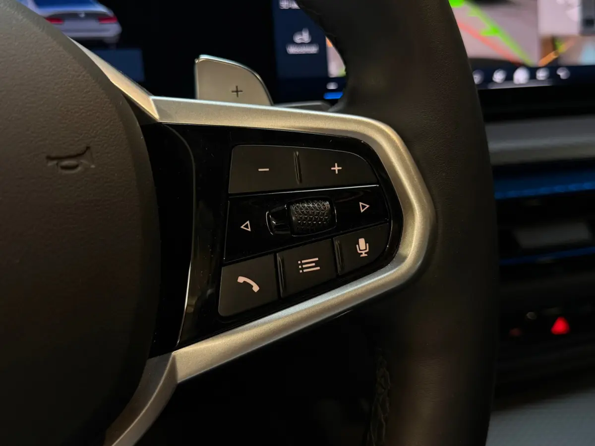 330e High Executive|M-SPORT|DAK|H&K|HuD|MEMORY|360 CAMERA|KEYLESS|CARPLAY|DEALERONDERHOUDEN|AMBIENT|GARANTIE|292PK|VOL