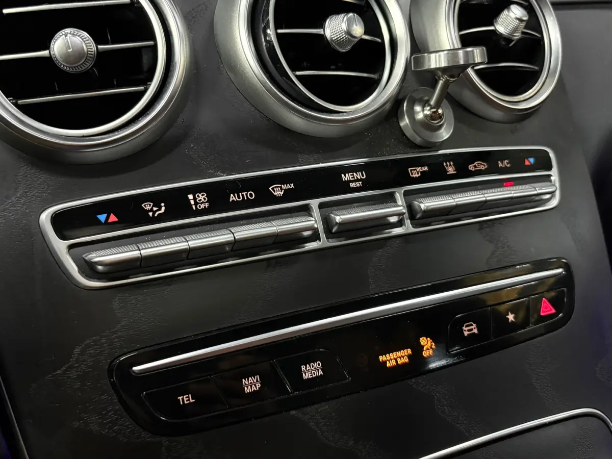 300e 4MATIC AMG, Pano, Side assist, Camera