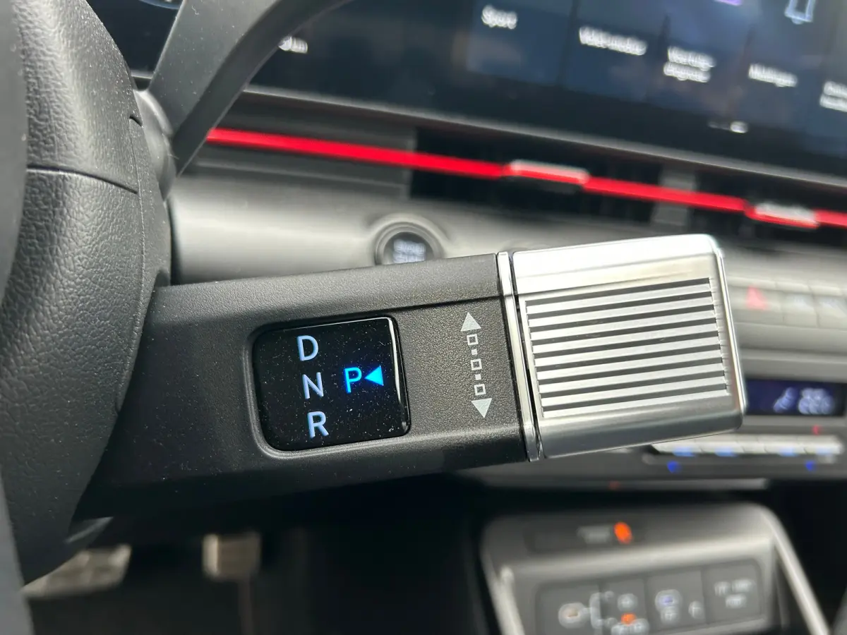 Hyudai N Line Navigatie Full Map | Cruise Control Adaptief | Stoelverwarming+verkoeling Voorzijde | Elektrische Achterklep |