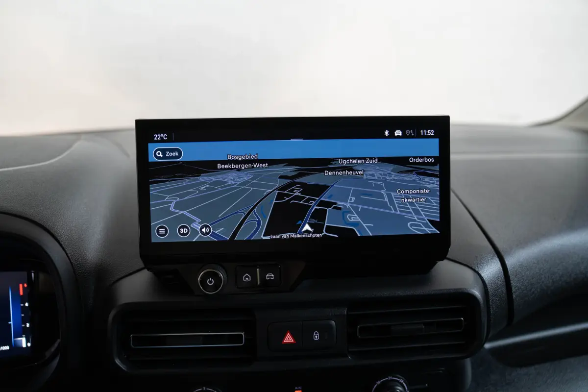 1.5 BlueHDi 100 S&S L1 | Camera | Parkeersensoren | Navigatie | Apple Carplay & Android Auto | Dodehoekbewaking |