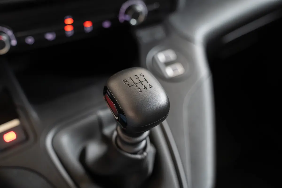 1.5 BlueHDi 100 S&S L1 | Camera | Parkeersensoren | Navigatie | Apple Carplay & Android Auto | Dodehoekbewaking |