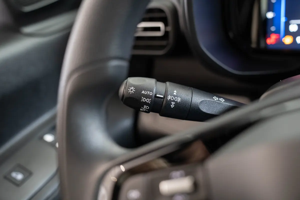 1.5 BlueHDi 100 S&S L1 | Camera | Parkeersensoren | Navigatie | Apple Carplay & Android Auto | Dodehoekbewaking |