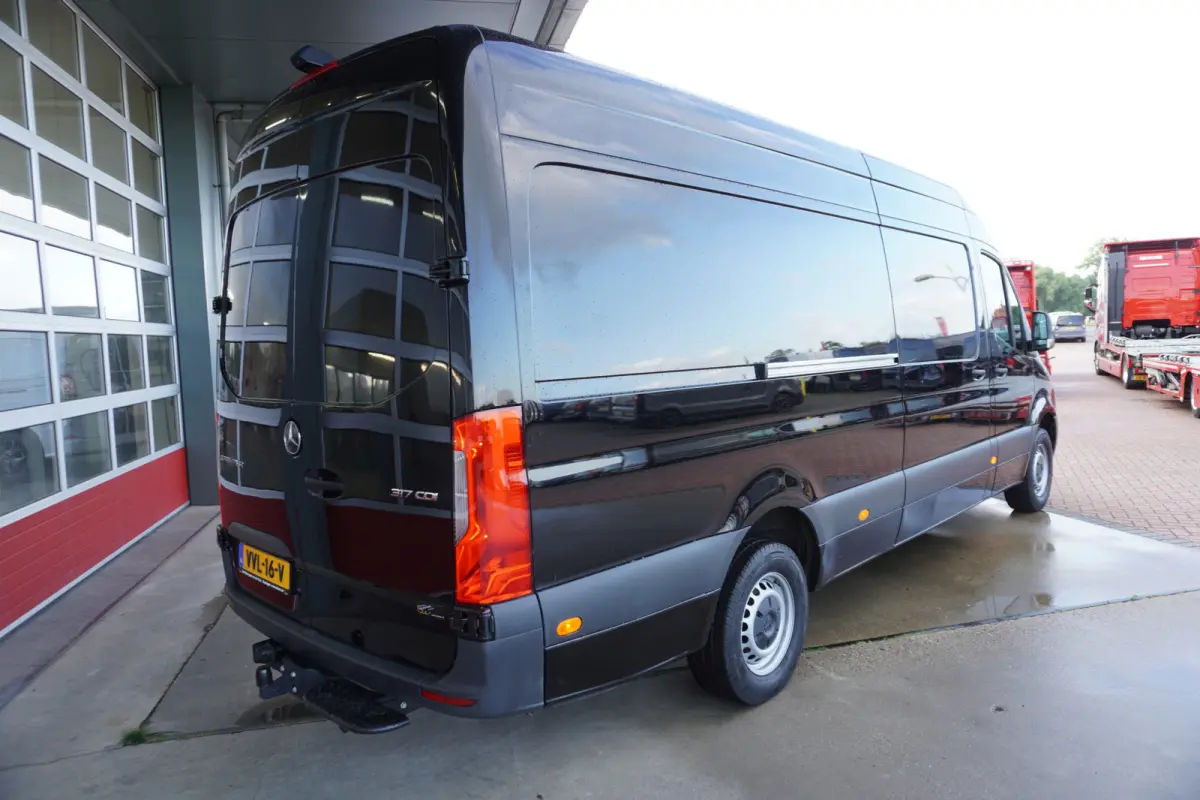 317 CDI 170pk L3H2 RWD 3500kg Automaat Trekhaak met oprijschans/ NR. V094 | Omvormer  /Elekr.Dakventilator / Geveerde stoel