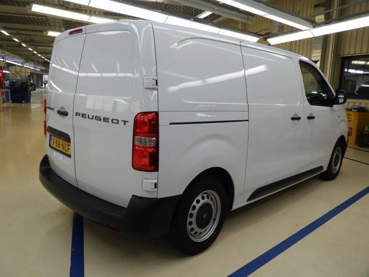 L2 75 kWh | 8 JAAR GARANTIE | CAMERA | NAVI | BETIMMERING | DRAADLOOS CARPLAY |