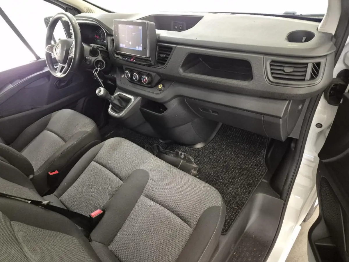 2.0 dCi 130pk L1 H1 Work Edition Inrichting