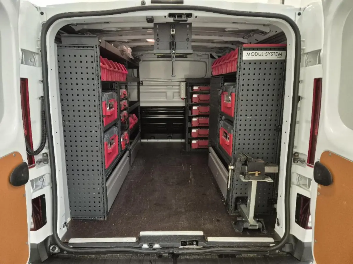 2.0 dCi 130pk L1 H1 Work Edition Inrichting