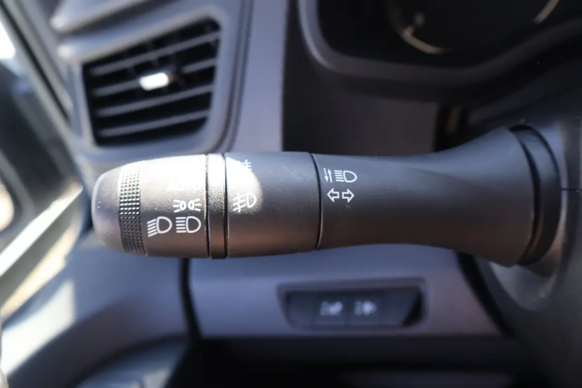 2.0 dCi 130pk L1 H1 Work Edition Inrichting