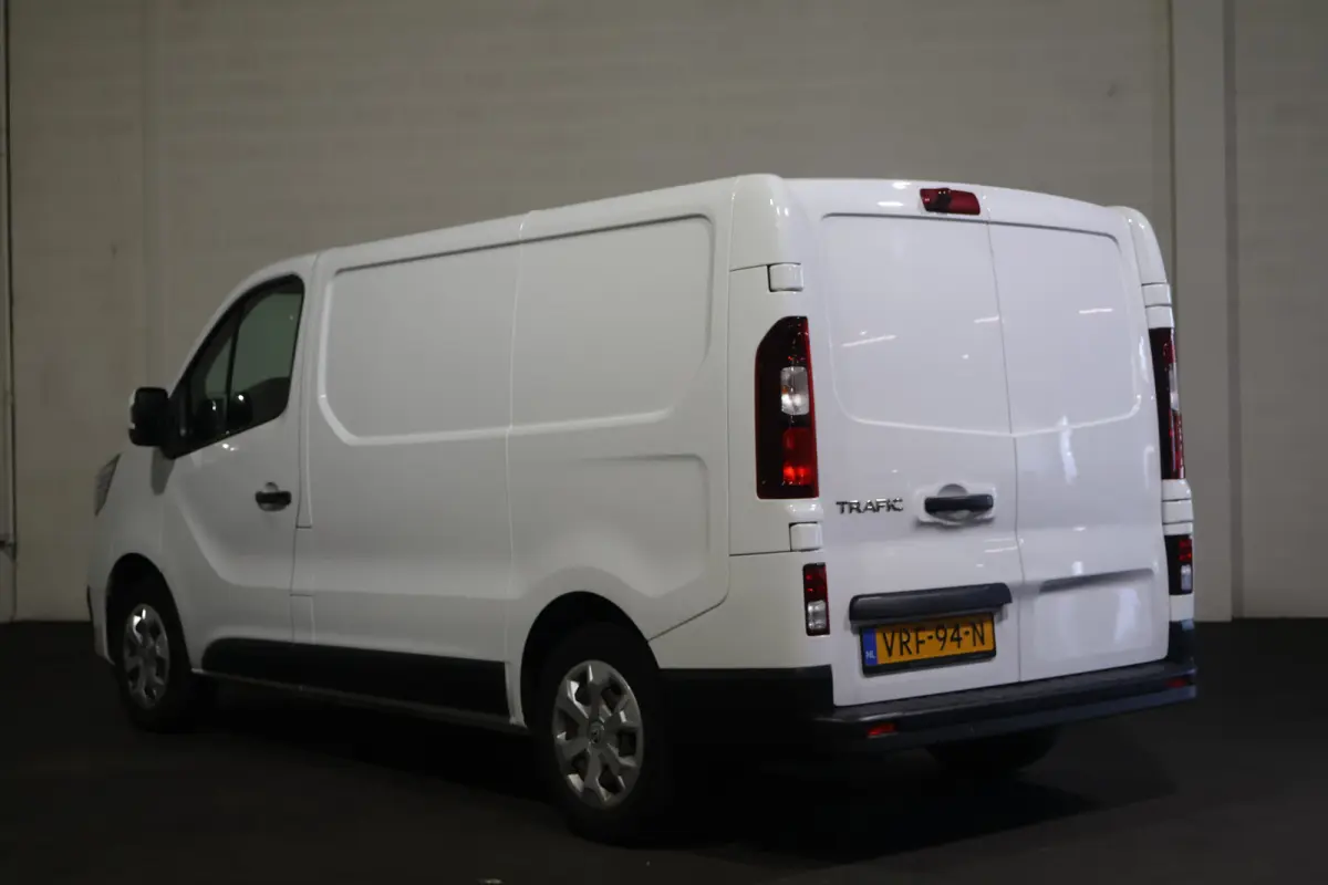 2.0 dCi 130pk L1 H1 Work Edition Inrichting