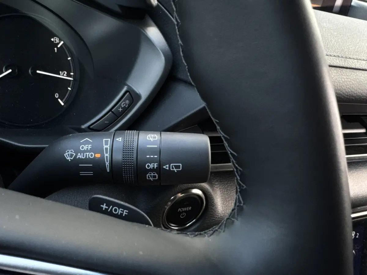 e-SkyActiv R-EV PHEV 170 Makoto Memory, Bose, Camera