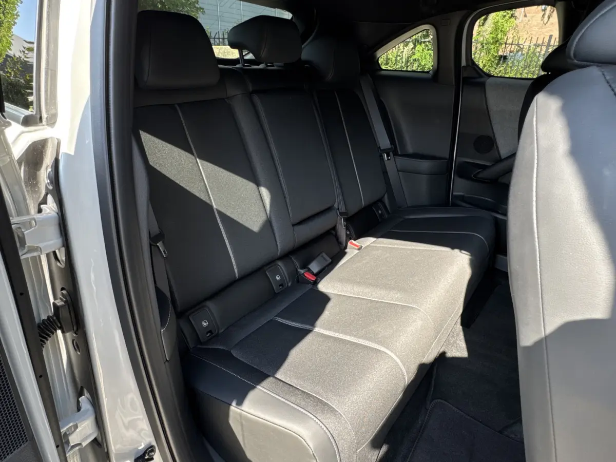 e-SkyActiv R-EV PHEV 170 Makoto Memory, Bose, Camera