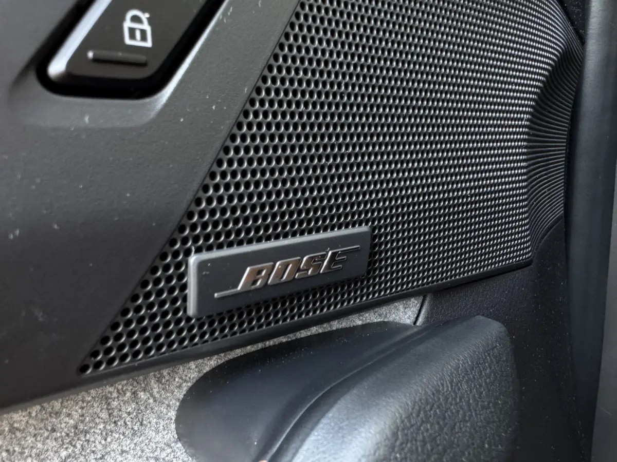 e-SkyActiv R-EV PHEV 170 Makoto Memory, Bose, Camera