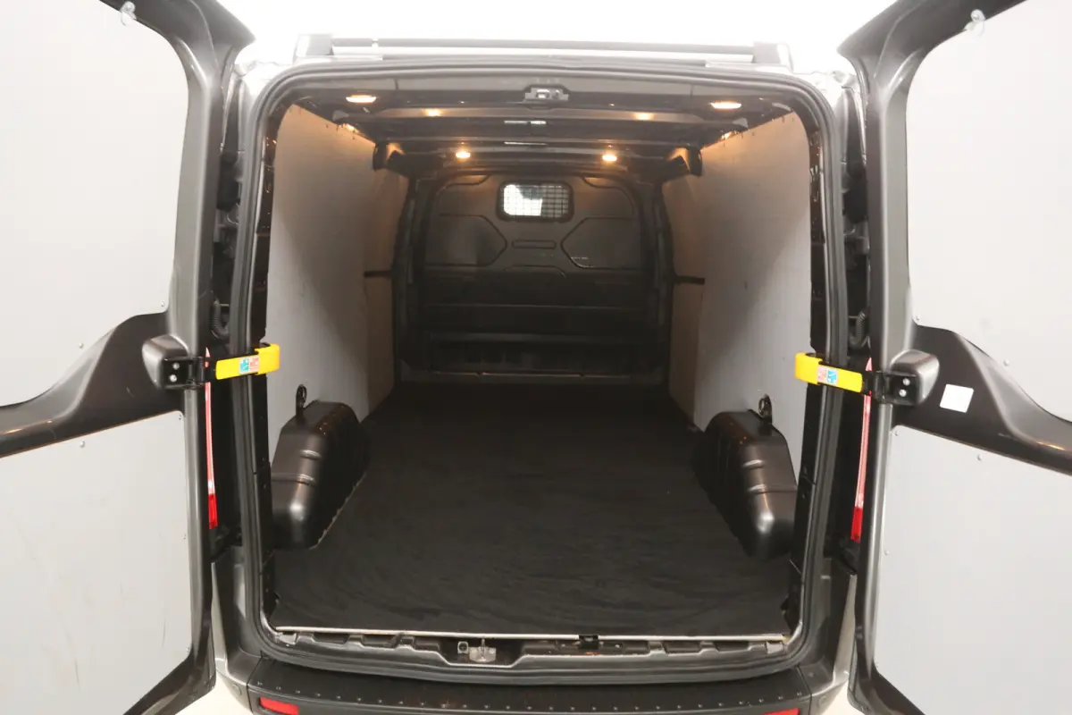 2.0 TDCI L2H1 | Automaat | Airco | Camera | Cruise | Carplay | 3 Zits | 2xSchuifdeur | Trekhaak