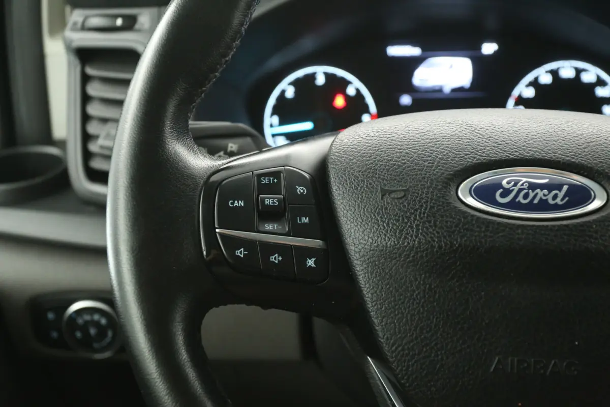 2.0 TDCI L2H1 | Automaat | Airco | Camera | Cruise | Carplay | 3 Zits | 2xSchuifdeur | Trekhaak