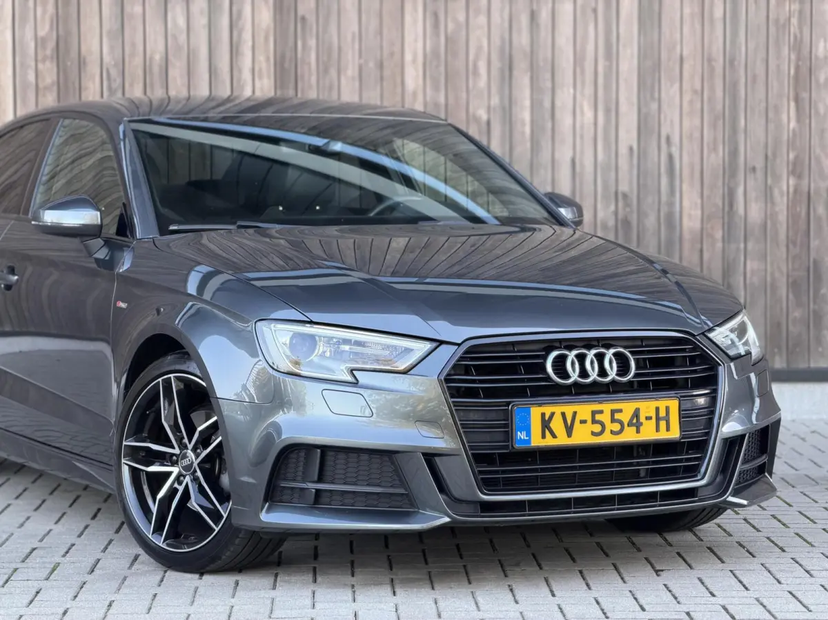 1.0 TFSI Sport Pro Line S | S-LINE | KEYLESS ENTRY GO | CARPLAY