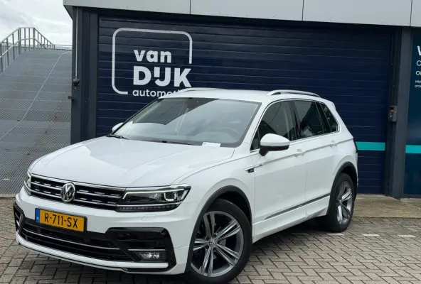 1.5 TSI ACT R-LINE AUTOMAAT Trekhaak Head UP display Navigatie Automatische Airco LMV Adaptief Cruise control