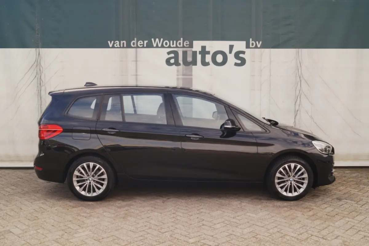 218i Automaat Business Edition Plus -LEER-ECC-LED-NAVI-CAM-