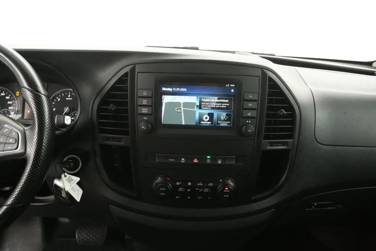 114 CDI Extra Lang | Dubbele Cabine | Automaat | Clima | Cruise | Carplay | LED | Navi | Parkeersens.