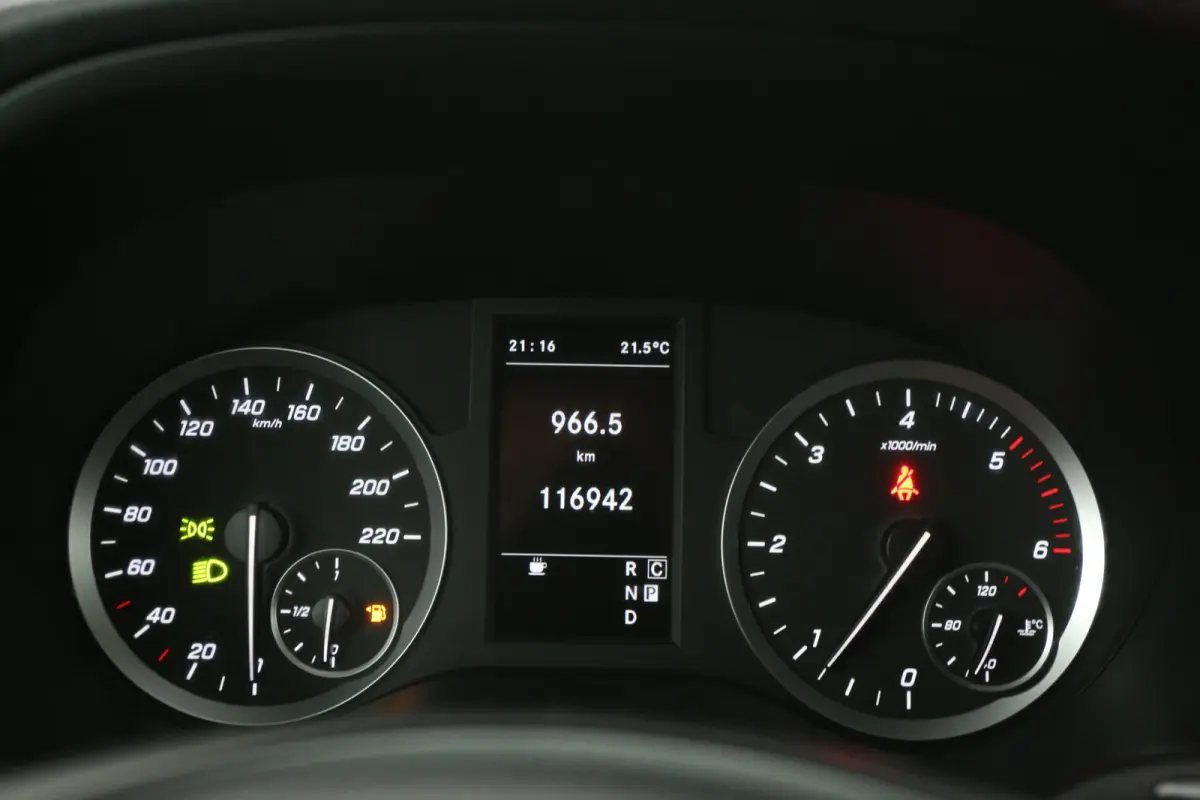 114 CDI Extra Lang | Dubbele Cabine | Automaat | Clima | Cruise | Carplay | LED | Navi | Parkeersens.