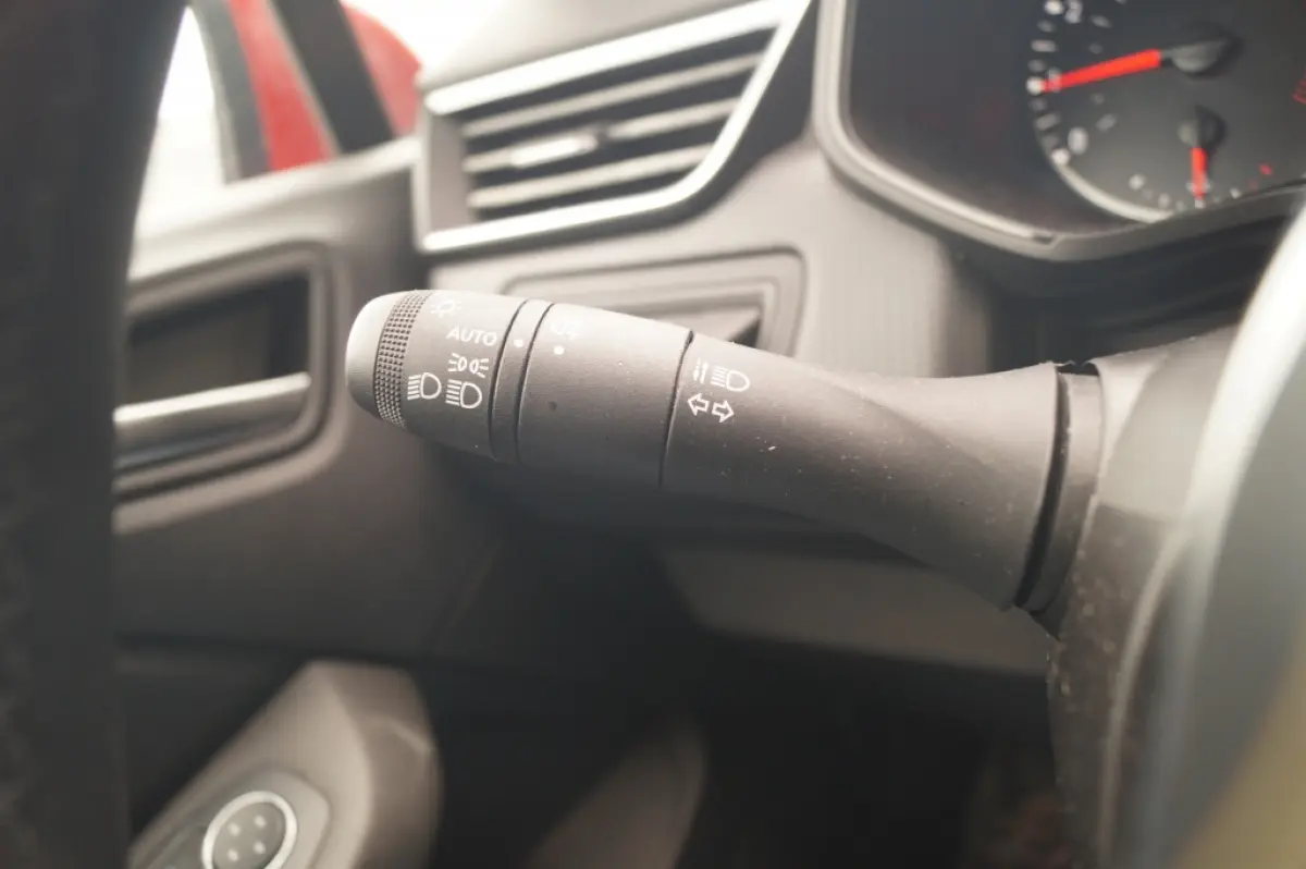 1.0 TCe Zen Pack -NAVI-LED-AIRCO-PDC-CRUISE-