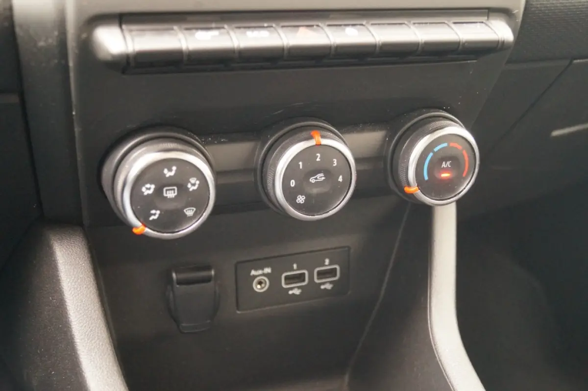 1.0 TCe Zen Pack -NAVI-LED-AIRCO-PDC-CRUISE-