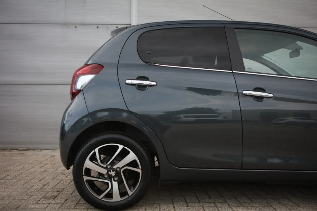 1.0 e-VTi Allure | Carplay | Airco | Achteruitrijcamera |