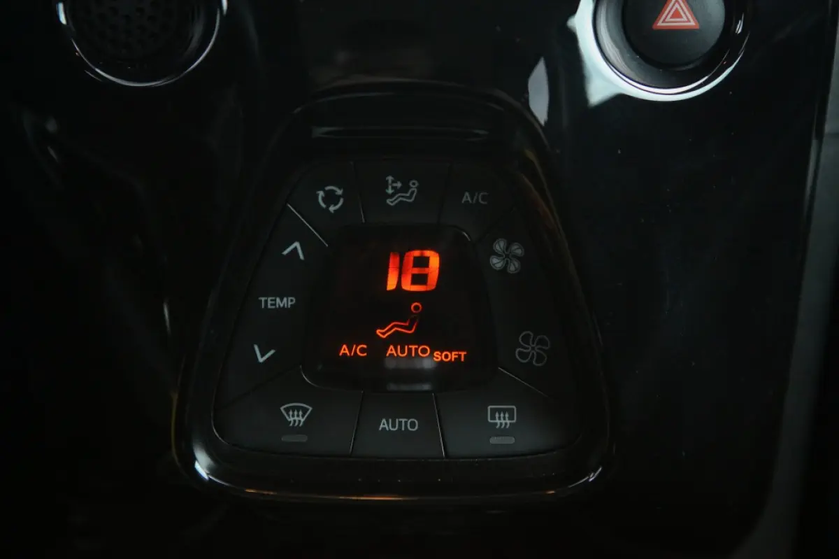 1.0 e-VTi Allure | Carplay | Airco | Achteruitrijcamera |